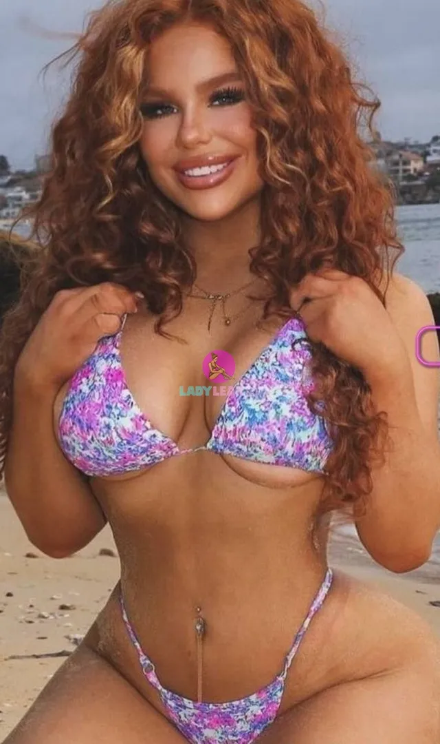 Ashleyreneevp model portfolio