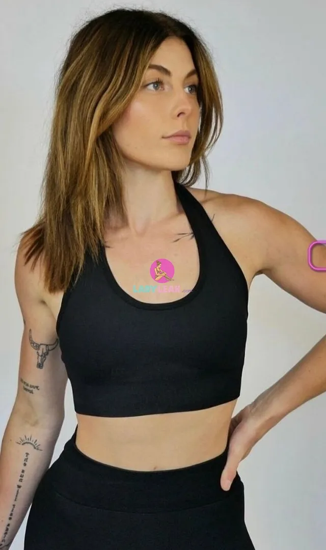 Brialora - Model Portfolio