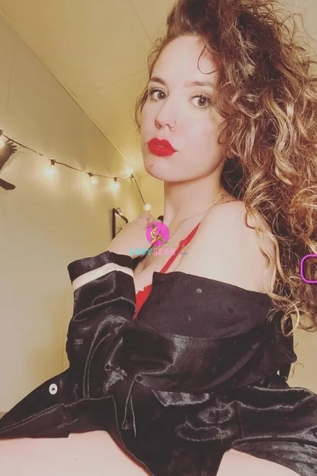 Lauramariexoxo model portfolio