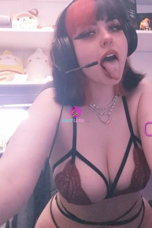 Crybaby (xcrybebi) model portfolio