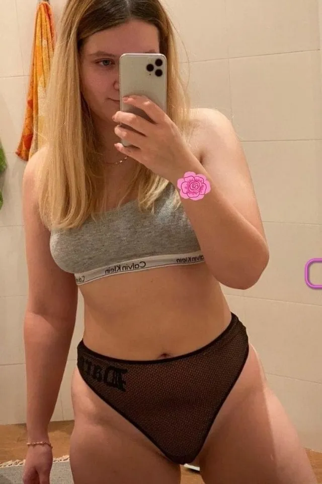 Booty_ass - Model Portfolio