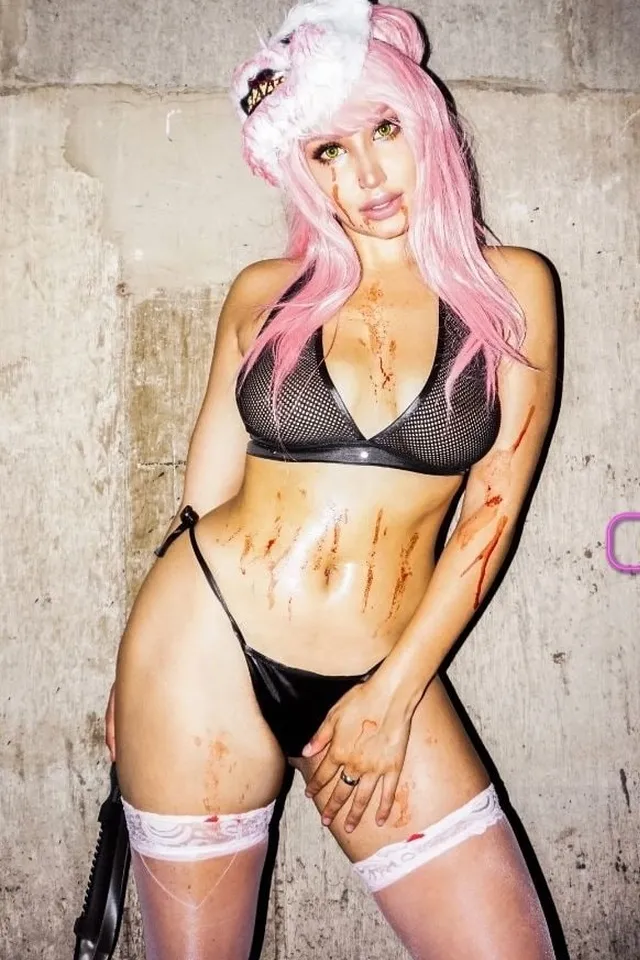 CURRENTLY ON BREAK Bunny (theasianbunny) - Model Portfolio