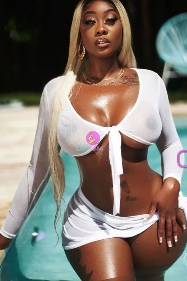 Lala Koi - Model Portfolio