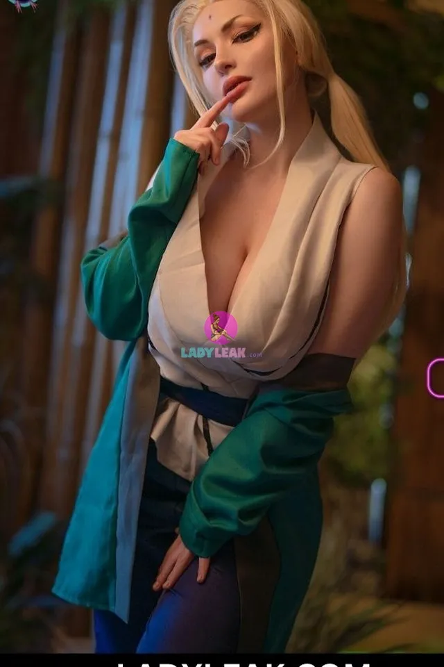 Amber Hallibell model portfolio