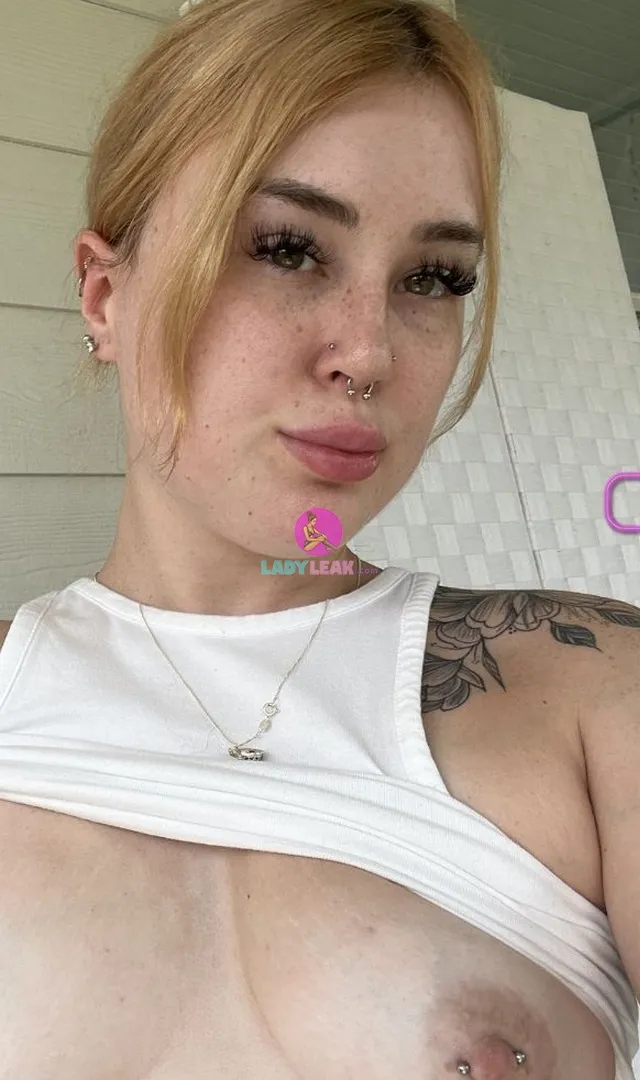 Grannyswissss model portfolio