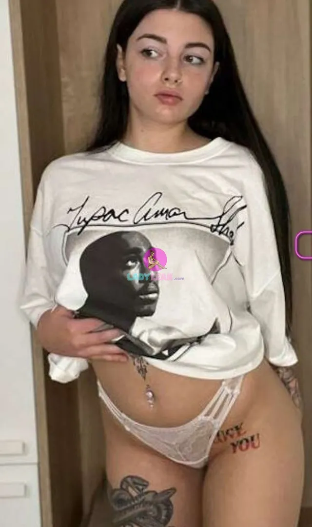 Ellyandnick - Model Portfolio