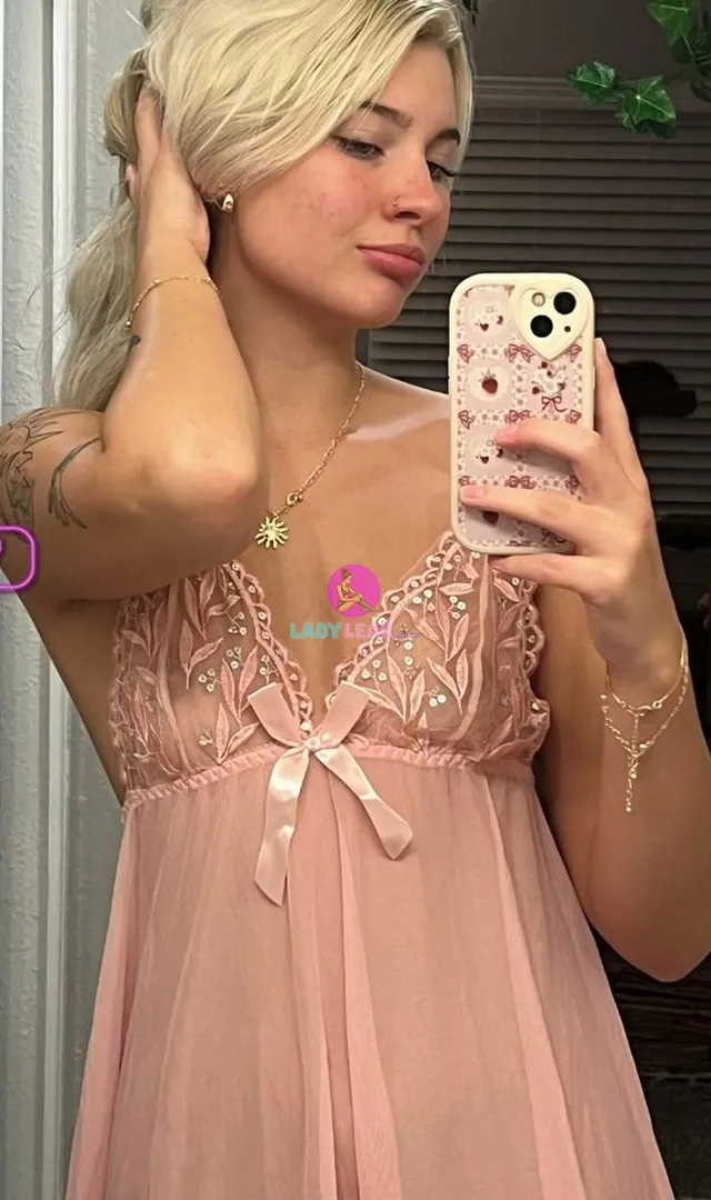 Annie Angel18 Latest Photo 2