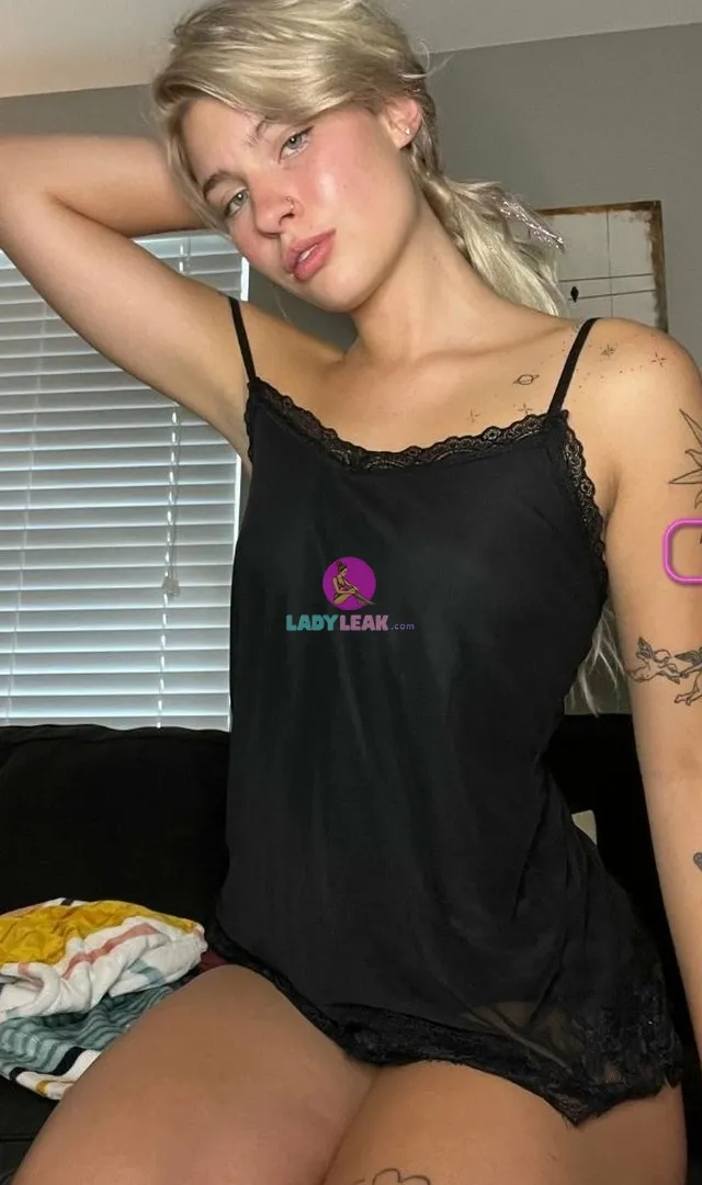 Annie.angel18 model portfolio