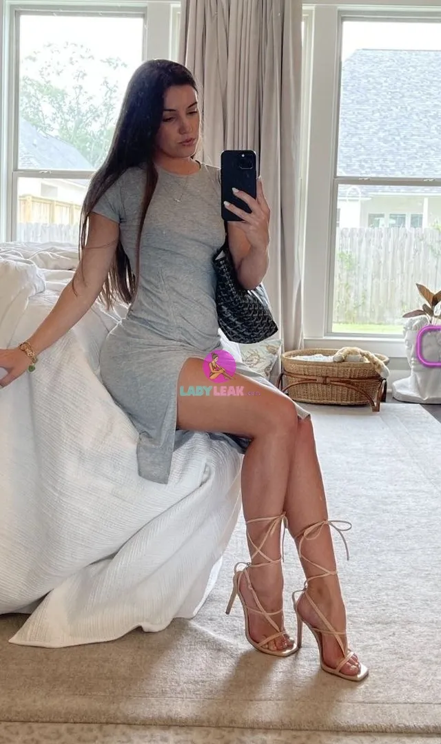 Jessandmaxvp - Model Portfolio