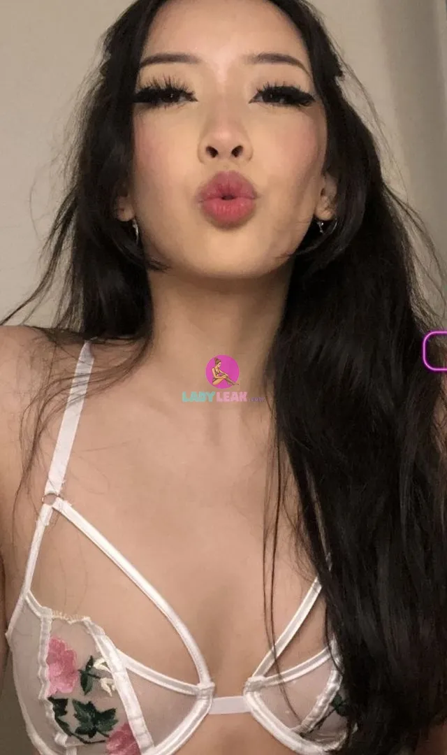 Woo Zio model portfolio