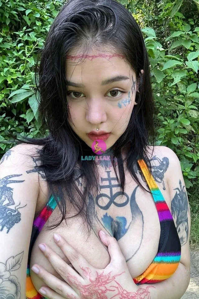 Itsmukkk - Model Portfolio