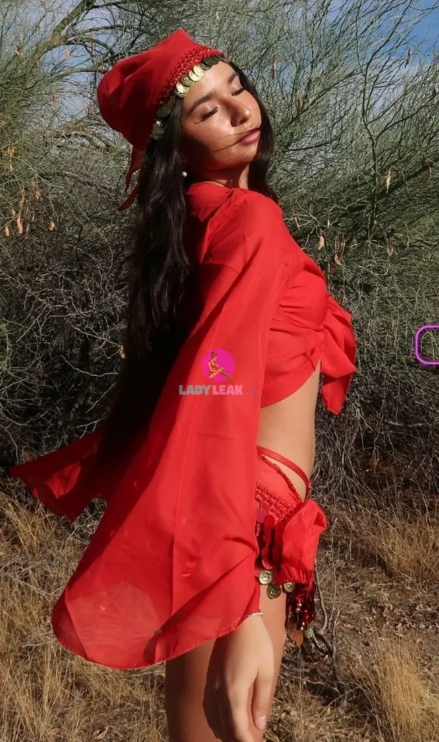 PetteLatina7 model portfolio