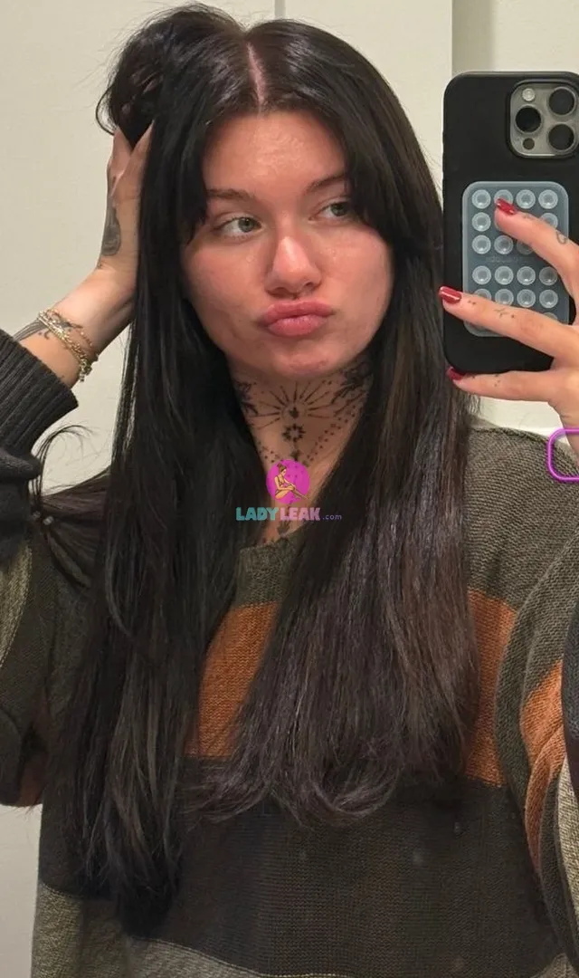 Madisonnrainn model portfolio