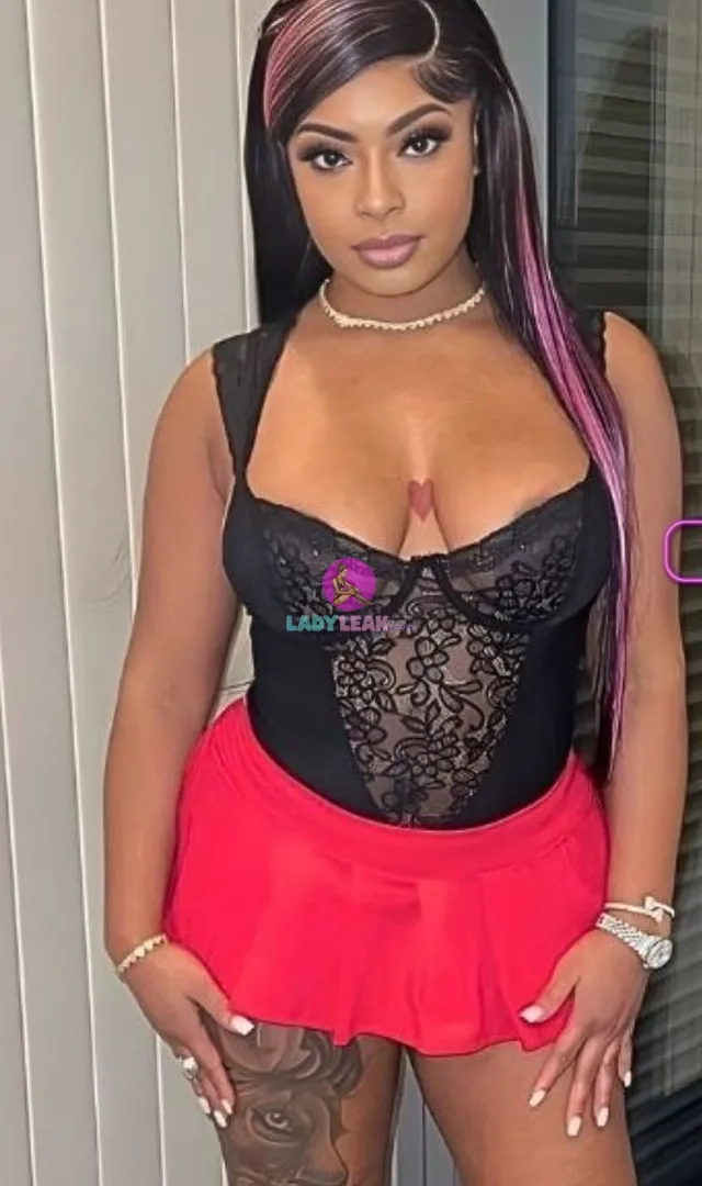 Ma Mercy - Model Portfolio