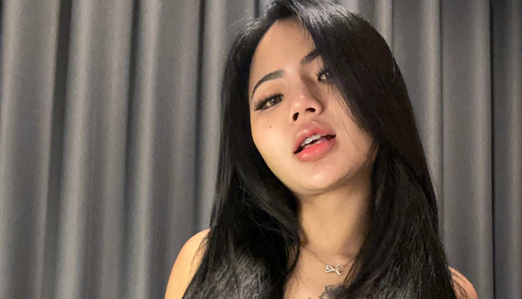 Asian – Page 5 – Lady Leak