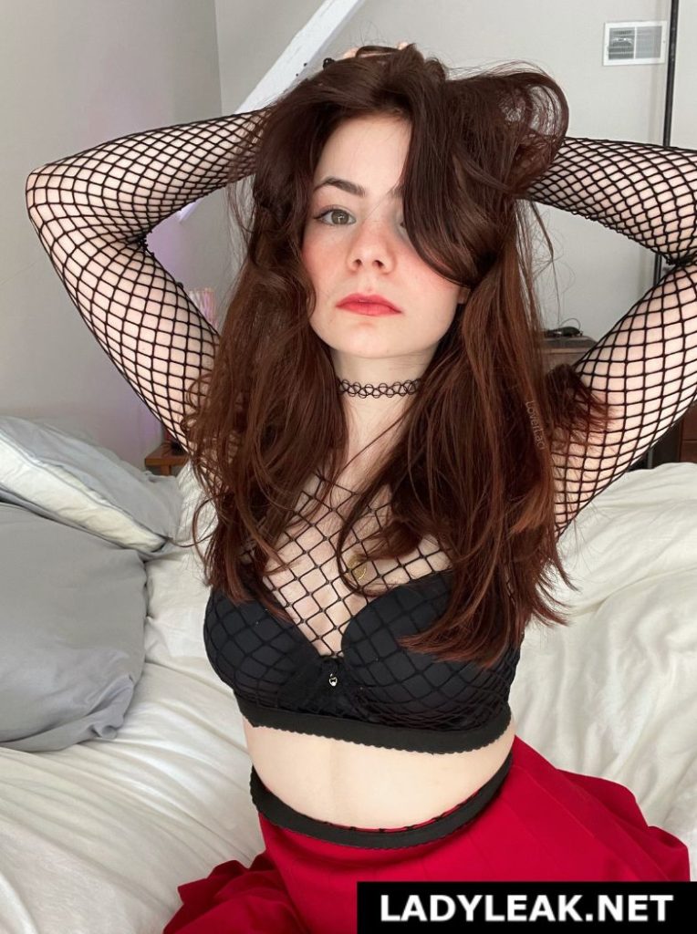 Laci Witton – Lady Leak